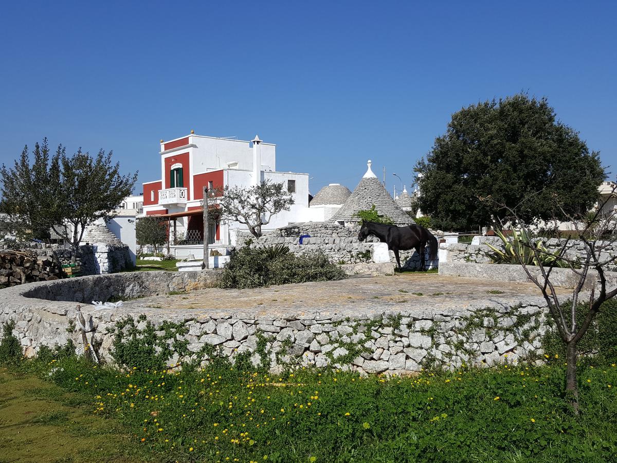 Masseria Trulli Sull'Aia Чистернино Екстериор снимка